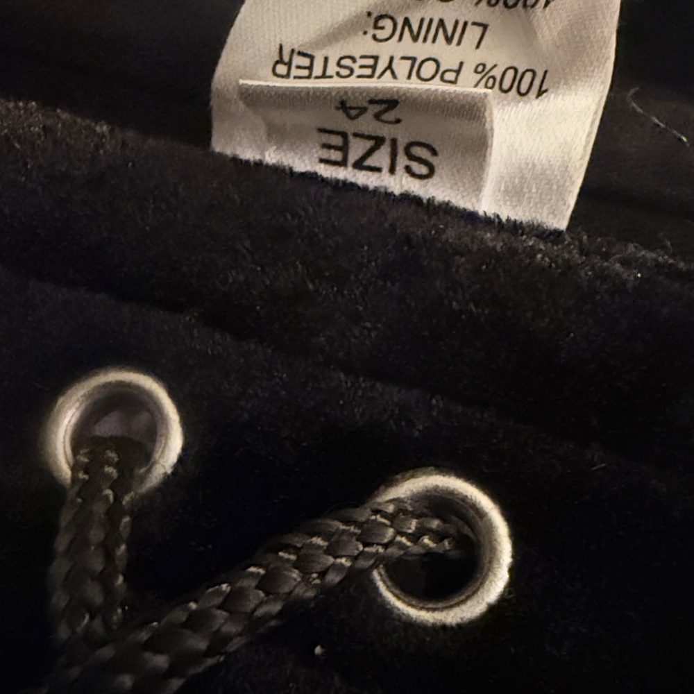 Black velvet steel boned corset - Picture 10 of 11